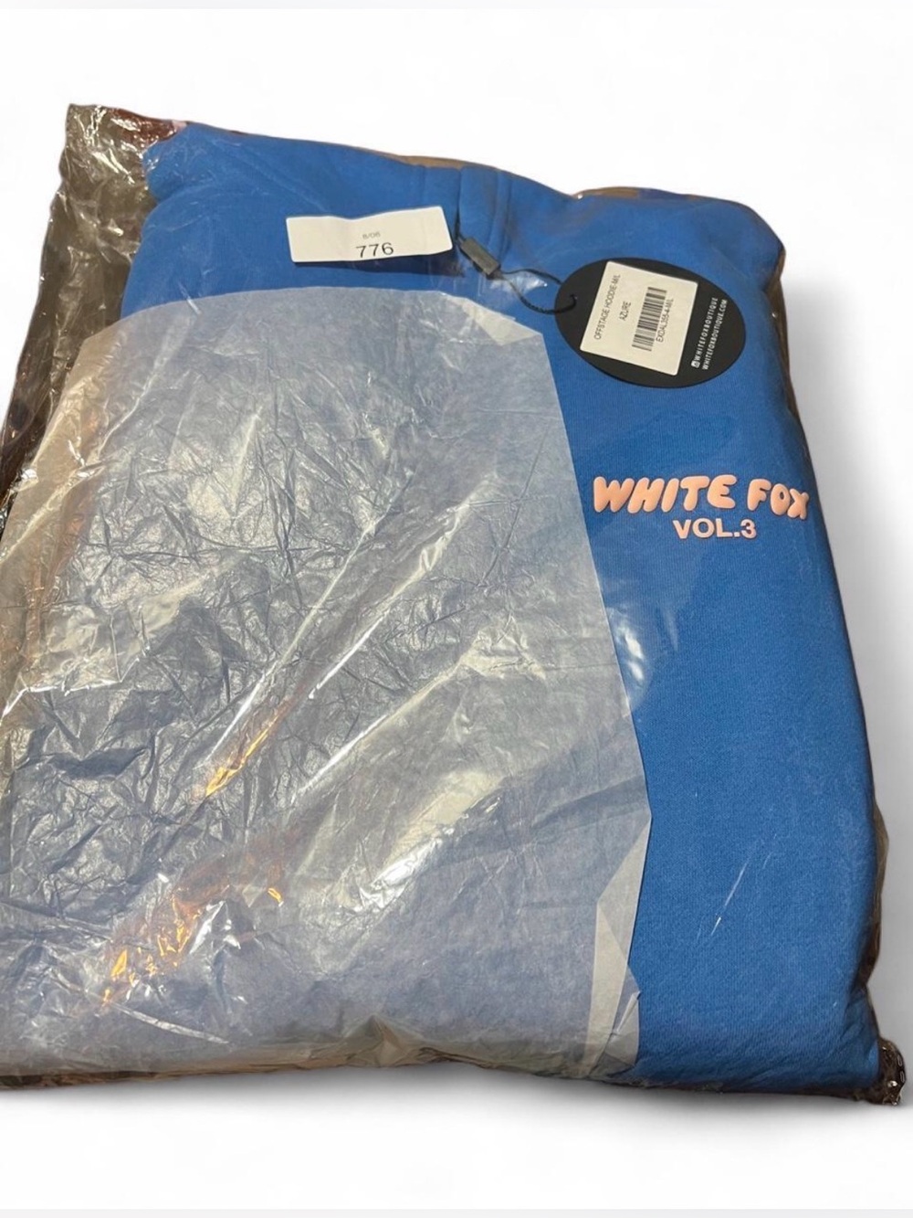 White Fox Offstage Hoodie Azure m/l NWT - Picture 3 of 5